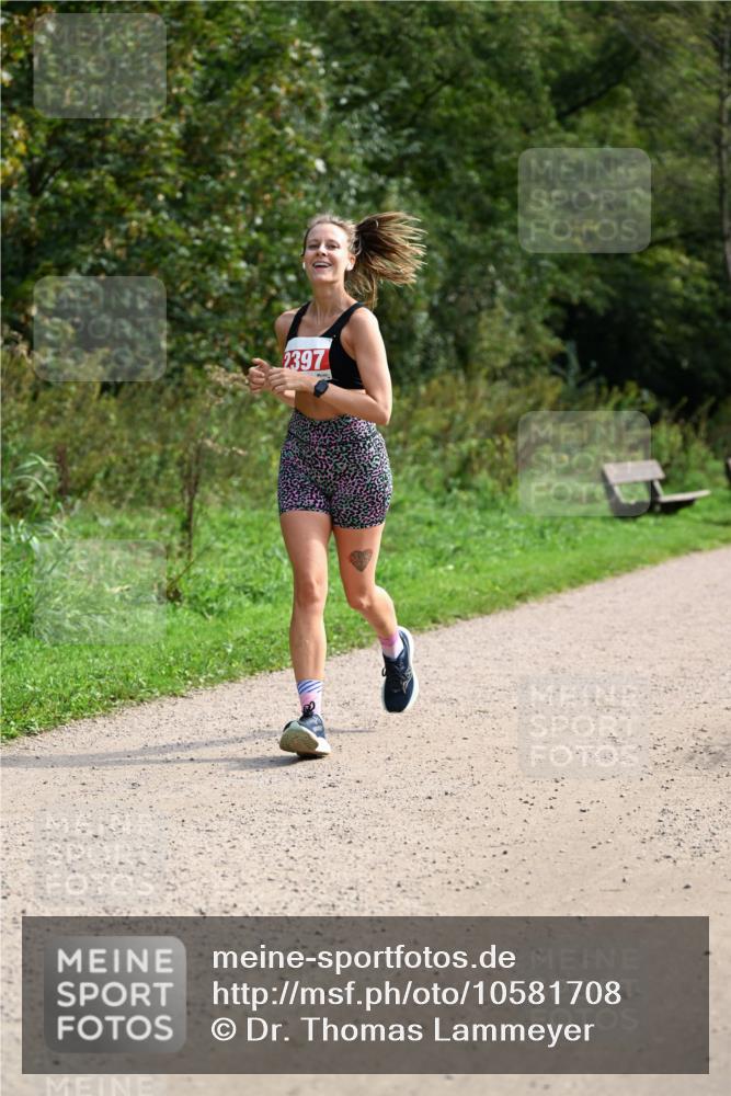 27.09.2026 - 35. Volkslauf durch das schöne Alstertal Dr. Thomas Lammeyer http://msf.ph/oto/10581708 27.09.2026 12:27:55 Laufen 2397 meine-sportfotos.de