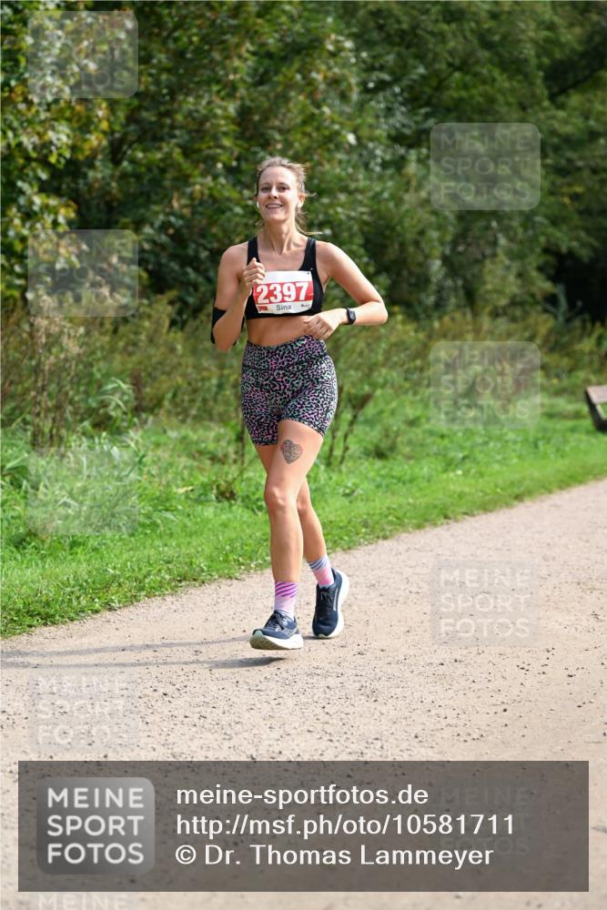 27.09.2026 - 35. Volkslauf durch das schöne Alstertal Dr. Thomas Lammeyer http://msf.ph/oto/10581711 27.09.2026 12:27:55 Laufen 2397 meine-sportfotos.de