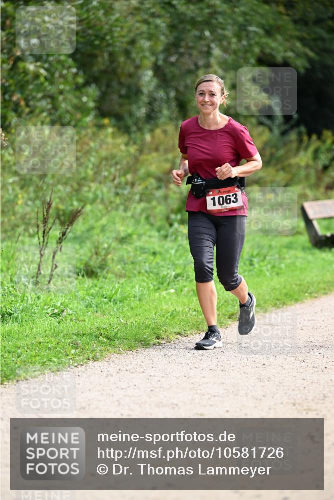 27.09.2026 - 35. Volkslauf durch das schöne Alstertal Dr. Thomas Lammeyer http://msf.ph/oto/10581726 27.09.2026 12:28:07 Laufen 1063 meine-sportfotos.de