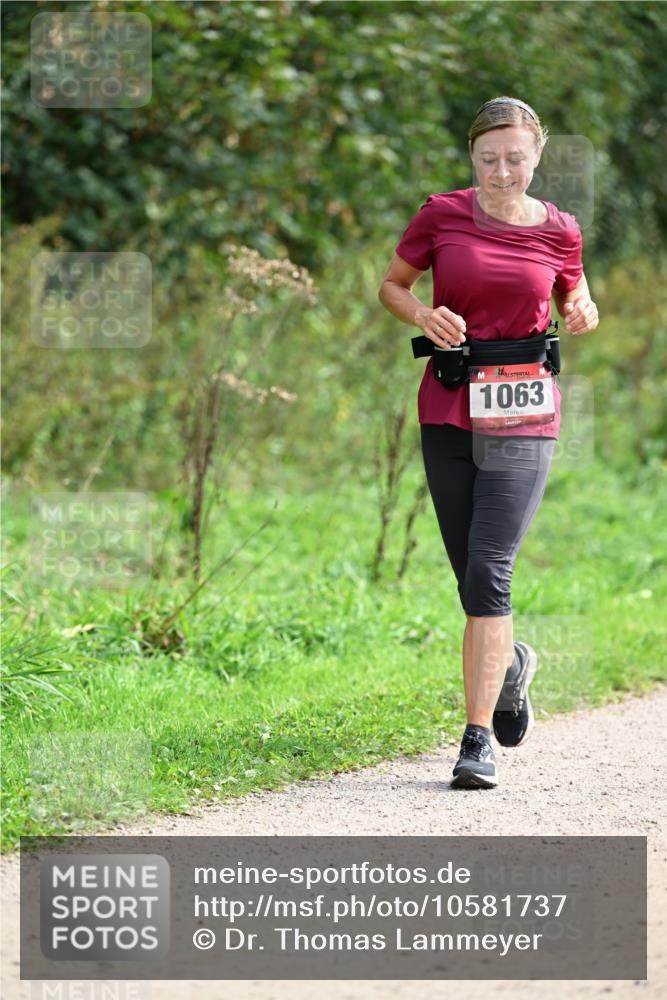 27.09.2026 - 35. Volkslauf durch das schöne Alstertal Dr. Thomas Lammeyer http://msf.ph/oto/10581737 27.09.2026 12:28:08 Laufen 1063 meine-sportfotos.de