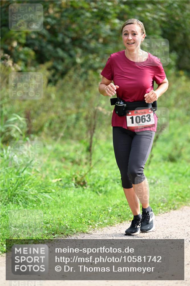 27.09.2026 - 35. Volkslauf durch das schöne Alstertal Dr. Thomas Lammeyer http://msf.ph/oto/10581742 27.09.2026 12:28:08 Laufen 1063 meine-sportfotos.de