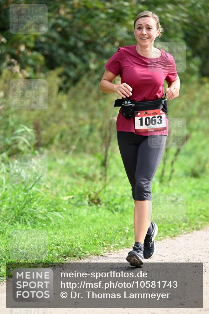 27.09.2026 - 35. Volkslauf durch das schöne Alstertal Dr. Thomas Lammeyer http://msf.ph/oto/10581743 27.09.2026 12:28:08 Laufen 1063 meine-sportfotos.de