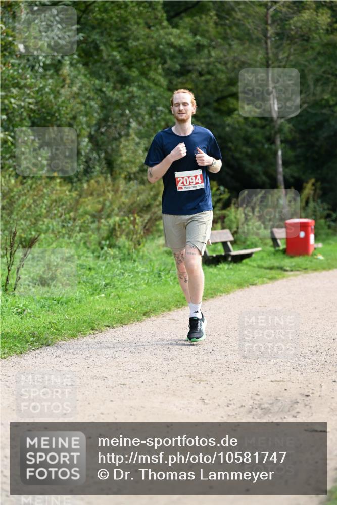 27.09.2026 - 35. Volkslauf durch das schöne Alstertal Dr. Thomas Lammeyer http://msf.ph/oto/10581747 27.09.2026 12:28:29 Laufen 2094 meine-sportfotos.de