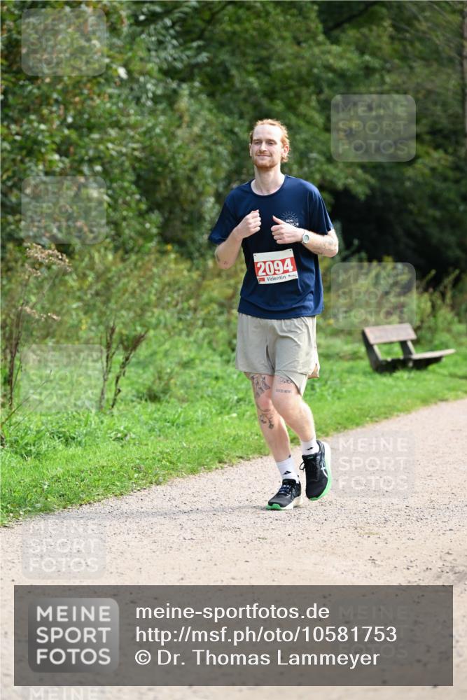 27.09.2026 - 35. Volkslauf durch das schöne Alstertal Dr. Thomas Lammeyer http://msf.ph/oto/10581753 27.09.2026 12:28:30 Laufen 2094 meine-sportfotos.de