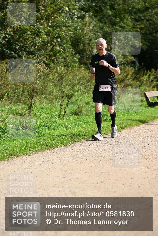 27.09.2026 - 35. Volkslauf durch das schöne Alstertal Dr. Thomas Lammeyer http://msf.ph/oto/10581830 27.09.2026 12:28:52 Laufen 2010 meine-sportfotos.de