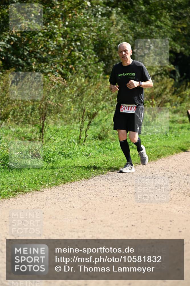 27.09.2026 - 35. Volkslauf durch das schöne Alstertal Dr. Thomas Lammeyer http://msf.ph/oto/10581832 27.09.2026 12:28:52 Laufen 2010 meine-sportfotos.de