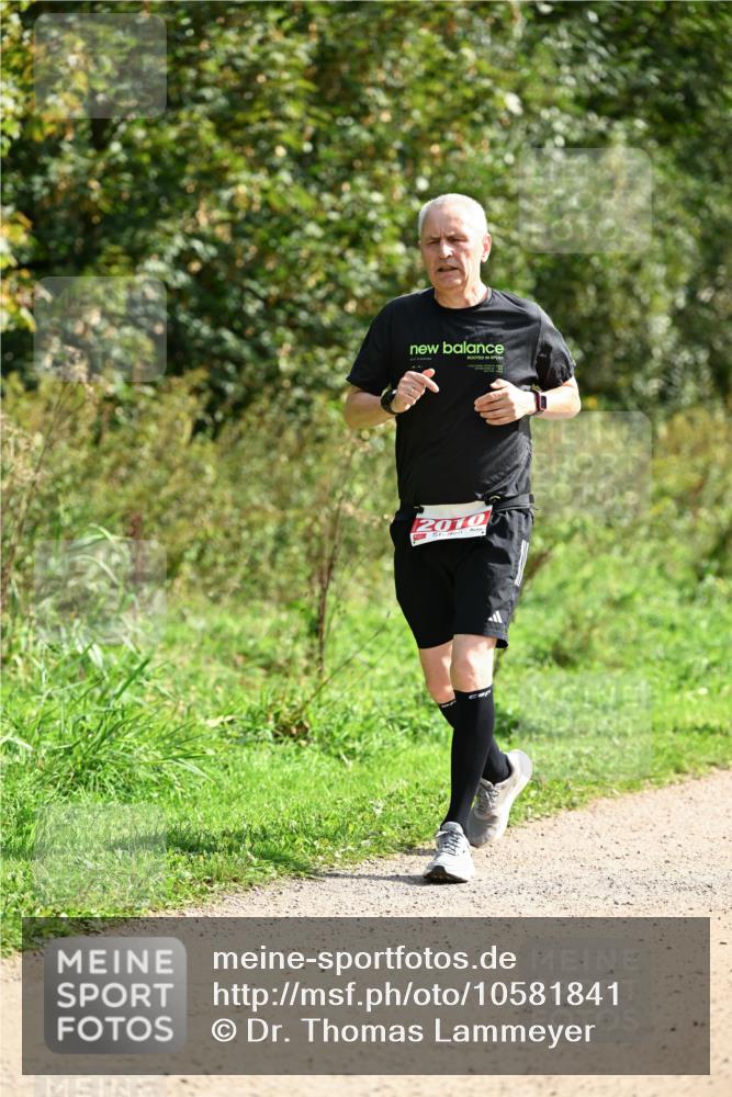 27.09.2026 - 35. Volkslauf durch das schöne Alstertal Dr. Thomas Lammeyer http://msf.ph/oto/10581841 27.09.2026 12:28:53 Laufen 2010 meine-sportfotos.de