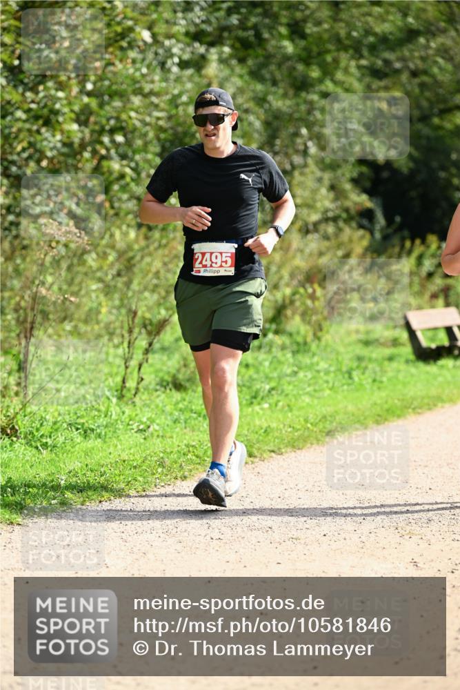 27.09.2026 - 35. Volkslauf durch das schöne Alstertal Dr. Thomas Lammeyer http://msf.ph/oto/10581846 27.09.2026 12:28:55 Laufen 2495 meine-sportfotos.de