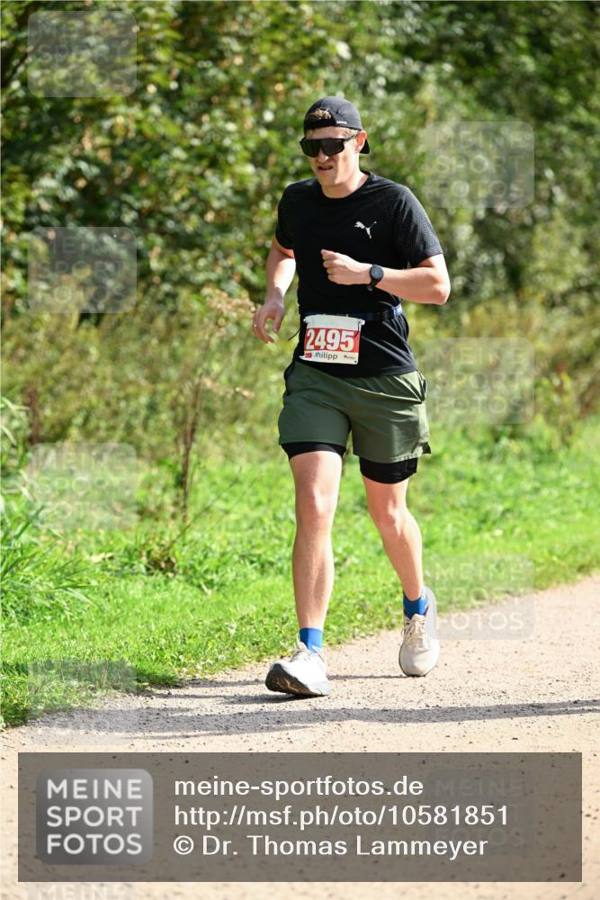 27.09.2026 - 35. Volkslauf durch das schöne Alstertal Dr. Thomas Lammeyer http://msf.ph/oto/10581851 27.09.2026 12:28:55 Laufen 2495 meine-sportfotos.de