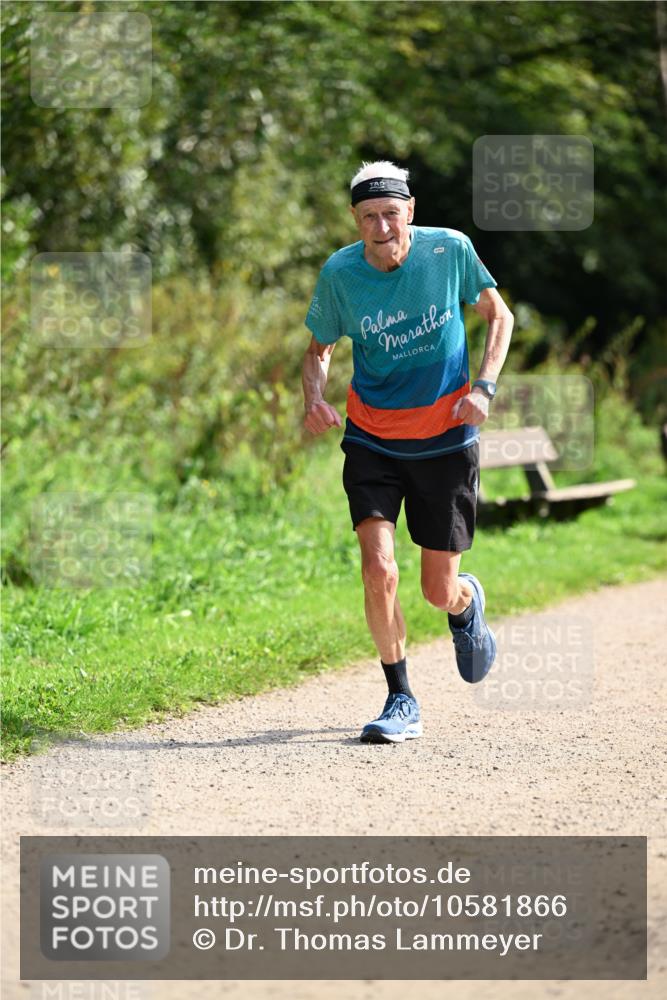 27.09.2026 - 35. Volkslauf durch das schöne Alstertal Dr. Thomas Lammeyer http://msf.ph/oto/10581866 27.09.2026 12:29:03 Laufen  meine-sportfotos.de