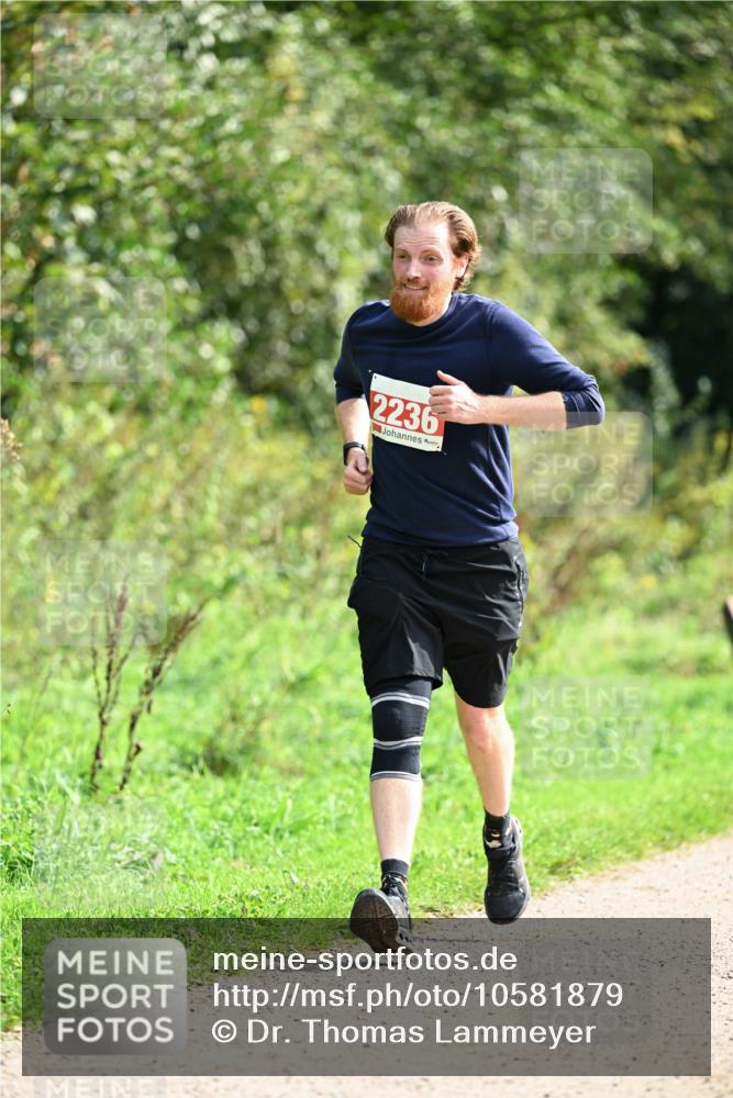 27.09.2026 - 35. Volkslauf durch das schöne Alstertal Dr. Thomas Lammeyer http://msf.ph/oto/10581879 27.09.2026 12:29:16 Laufen 2236 meine-sportfotos.de