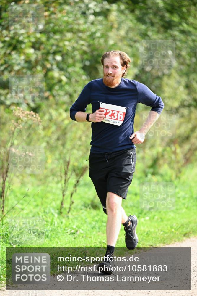 27.09.2026 - 35. Volkslauf durch das schöne Alstertal Dr. Thomas Lammeyer http://msf.ph/oto/10581883 27.09.2026 12:29:17 Laufen 2236 meine-sportfotos.de