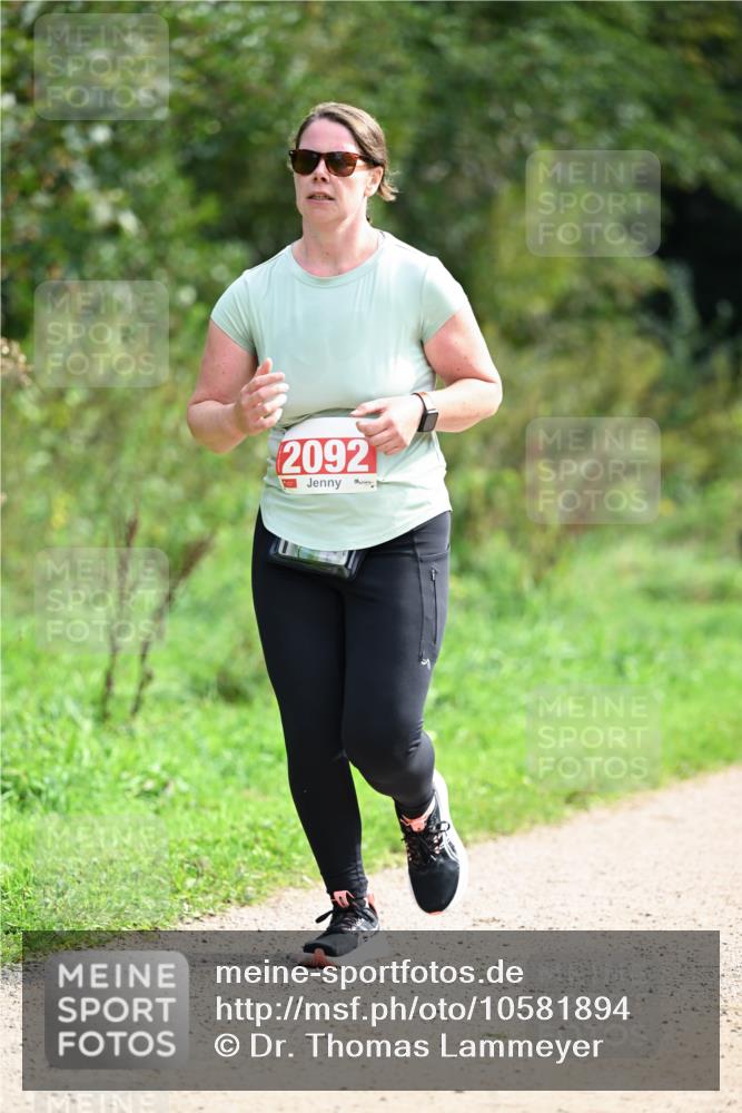 27.09.2026 - 35. Volkslauf durch das schöne Alstertal Dr. Thomas Lammeyer http://msf.ph/oto/10581894 27.09.2026 12:29:25 Laufen 2092 meine-sportfotos.de