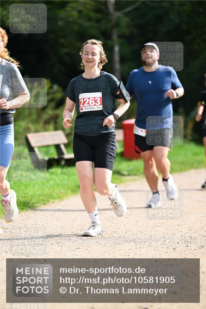 27.09.2026 - 35. Volkslauf durch das schöne Alstertal Dr. Thomas Lammeyer http://msf.ph/oto/10581905 27.09.2026 12:29:30 Laufen 2263 meine-sportfotos.de