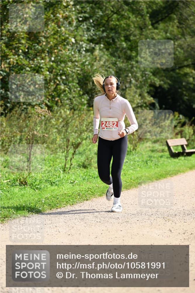 27.09.2026 - 35. Volkslauf durch das schöne Alstertal Dr. Thomas Lammeyer http://msf.ph/oto/10581991 27.09.2026 12:30:20 Laufen 2482 meine-sportfotos.de