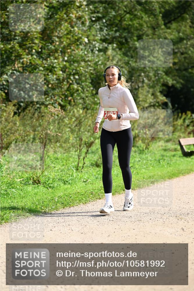 27.09.2026 - 35. Volkslauf durch das schöne Alstertal Dr. Thomas Lammeyer http://msf.ph/oto/10581992 27.09.2026 12:30:21 Laufen  meine-sportfotos.de