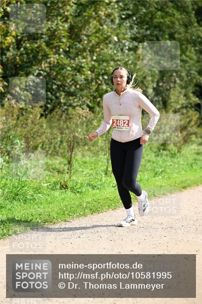 27.09.2026 - 35. Volkslauf durch das schöne Alstertal Dr. Thomas Lammeyer http://msf.ph/oto/10581995 27.09.2026 12:30:21 Laufen 2482 meine-sportfotos.de