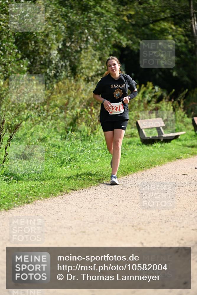 27.09.2026 - 35. Volkslauf durch das schöne Alstertal Dr. Thomas Lammeyer http://msf.ph/oto/10582004 27.09.2026 12:30:40 Laufen 270 meine-sportfotos.de