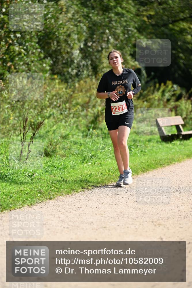 27.09.2026 - 35. Volkslauf durch das schöne Alstertal Dr. Thomas Lammeyer http://msf.ph/oto/10582009 27.09.2026 12:30:40 Laufen 2270 meine-sportfotos.de