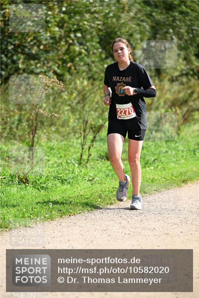 27.09.2026 - 35. Volkslauf durch das schöne Alstertal Dr. Thomas Lammeyer http://msf.ph/oto/10582020 27.09.2026 12:30:41 Laufen 2270 meine-sportfotos.de