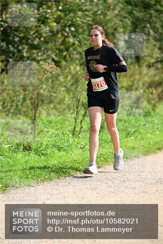 27.09.2026 - 35. Volkslauf durch das schöne Alstertal Dr. Thomas Lammeyer http://msf.ph/oto/10582021 27.09.2026 12:30:41 Laufen 2270 meine-sportfotos.de