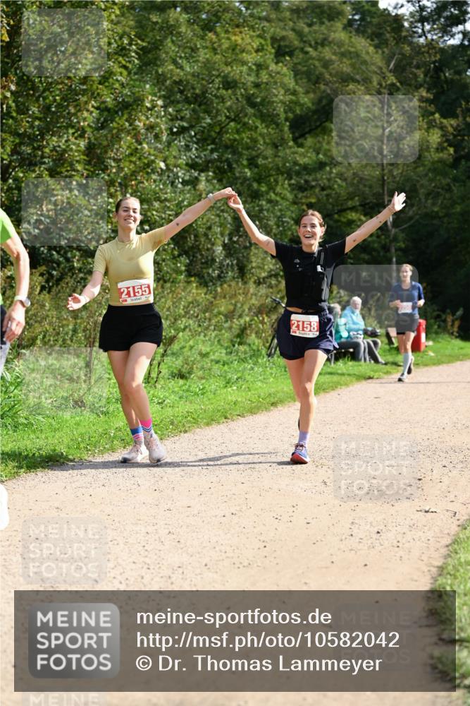 27.09.2026 - 35. Volkslauf durch das schöne Alstertal Dr. Thomas Lammeyer http://msf.ph/oto/10582042 27.09.2026 12:31:32 Laufen 2155, 2158 meine-sportfotos.de
