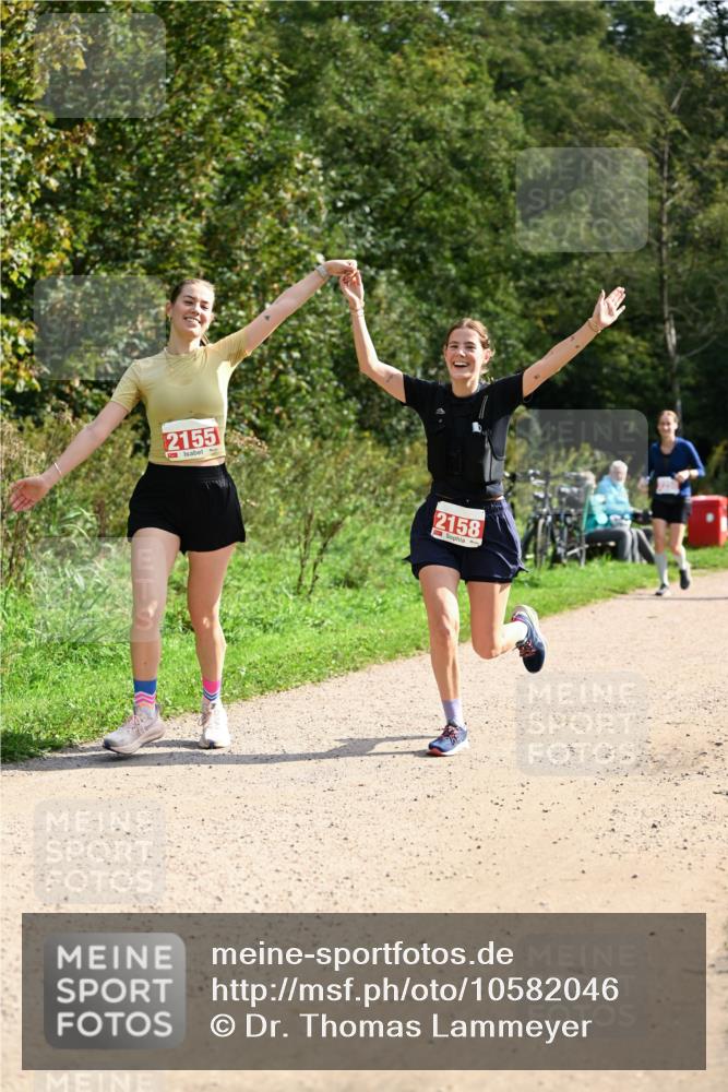 27.09.2026 - 35. Volkslauf durch das schöne Alstertal Dr. Thomas Lammeyer http://msf.ph/oto/10582046 27.09.2026 12:31:32 Laufen 2155, 2158 meine-sportfotos.de