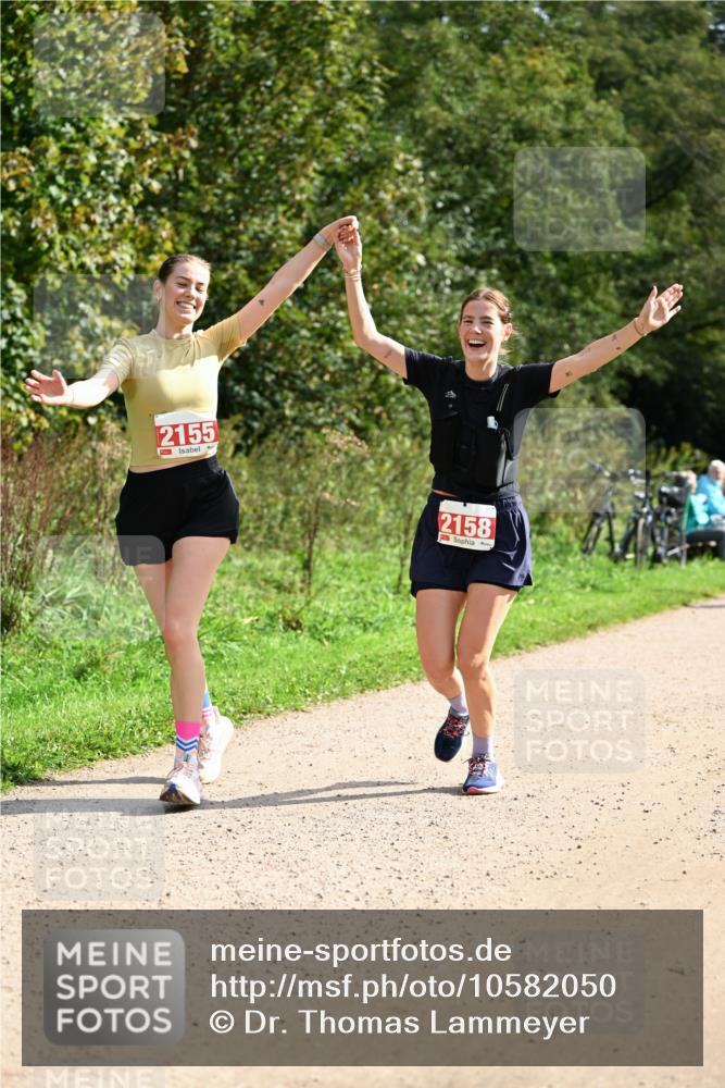 27.09.2026 - 35. Volkslauf durch das schöne Alstertal Dr. Thomas Lammeyer http://msf.ph/oto/10582050 27.09.2026 12:31:32 Laufen 2155, 2158 meine-sportfotos.de