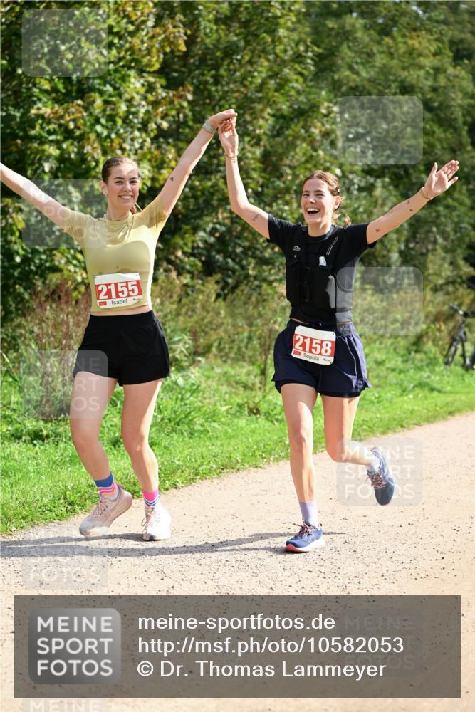 27.09.2026 - 35. Volkslauf durch das schöne Alstertal Dr. Thomas Lammeyer http://msf.ph/oto/10582053 27.09.2026 12:31:33 Laufen 2155, 2158 meine-sportfotos.de