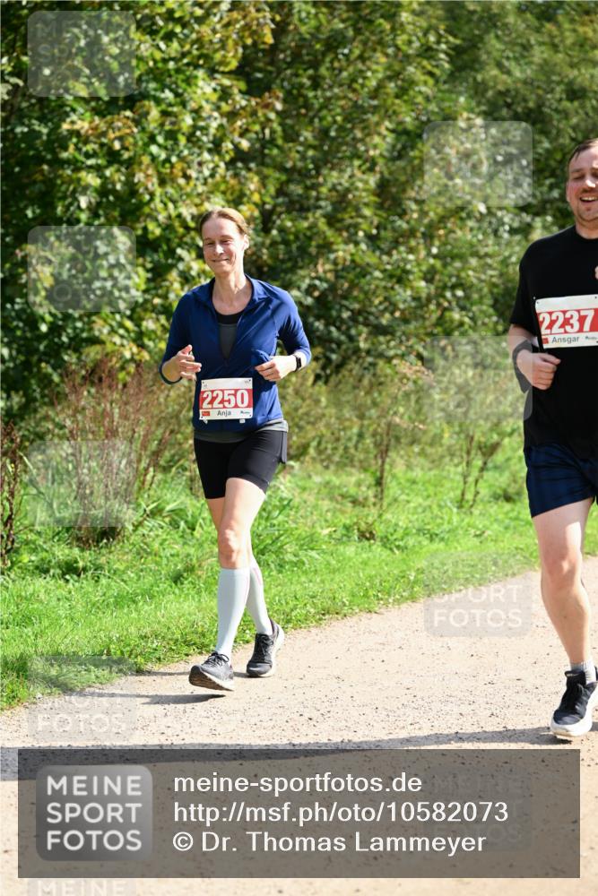 27.09.2026 - 35. Volkslauf durch das schöne Alstertal Dr. Thomas Lammeyer http://msf.ph/oto/10582073 27.09.2026 12:31:37 Laufen 2250, 2237 meine-sportfotos.de