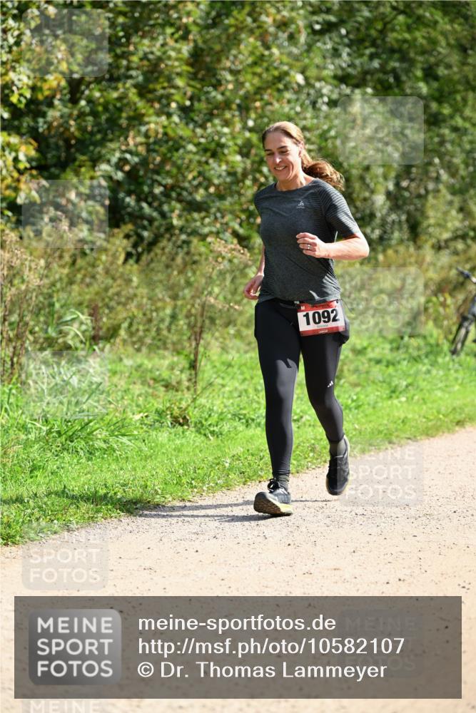 27.09.2026 - 35. Volkslauf durch das schöne Alstertal Dr. Thomas Lammeyer http://msf.ph/oto/10582107 27.09.2026 12:32:27 Laufen 1092 meine-sportfotos.de