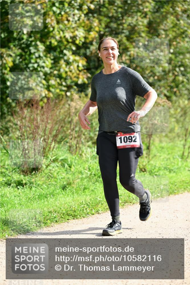27.09.2026 - 35. Volkslauf durch das schöne Alstertal Dr. Thomas Lammeyer http://msf.ph/oto/10582116 27.09.2026 12:32:28 Laufen 1092 meine-sportfotos.de