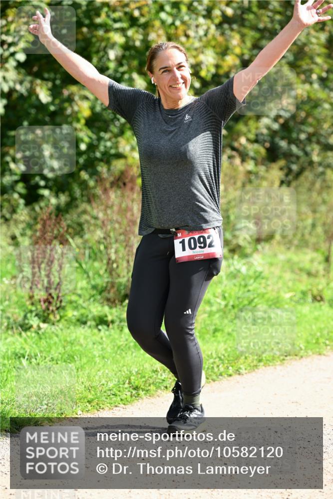 27.09.2026 - 35. Volkslauf durch das schöne Alstertal Dr. Thomas Lammeyer http://msf.ph/oto/10582120 27.09.2026 12:32:29 Laufen 1092 meine-sportfotos.de