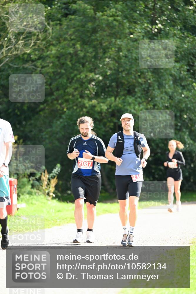 27.09.2026 - 35. Volkslauf durch das schöne Alstertal Dr. Thomas Lammeyer http://msf.ph/oto/10582134 27.09.2026 12:32:55 Laufen 2087 meine-sportfotos.de