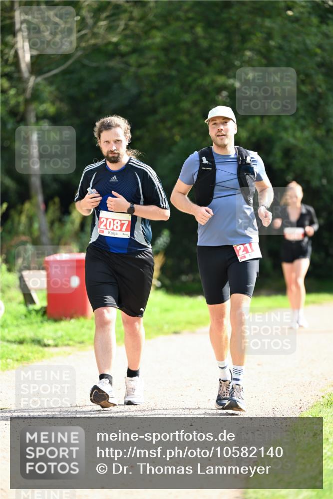 27.09.2026 - 35. Volkslauf durch das schöne Alstertal Dr. Thomas Lammeyer http://msf.ph/oto/10582140 27.09.2026 12:32:57 Laufen 2087, 21 meine-sportfotos.de