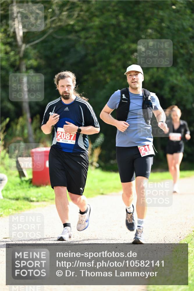 27.09.2026 - 35. Volkslauf durch das schöne Alstertal Dr. Thomas Lammeyer http://msf.ph/oto/10582141 27.09.2026 12:32:57 Laufen 2087, 21 meine-sportfotos.de