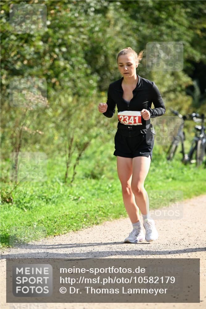27.09.2026 - 35. Volkslauf durch das schöne Alstertal Dr. Thomas Lammeyer http://msf.ph/oto/10582179 27.09.2026 12:33:05 Laufen 2341 meine-sportfotos.de