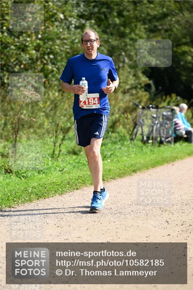 27.09.2026 - 35. Volkslauf durch das schöne Alstertal Dr. Thomas Lammeyer http://msf.ph/oto/10582185 27.09.2026 12:33:09 Laufen 2194 meine-sportfotos.de