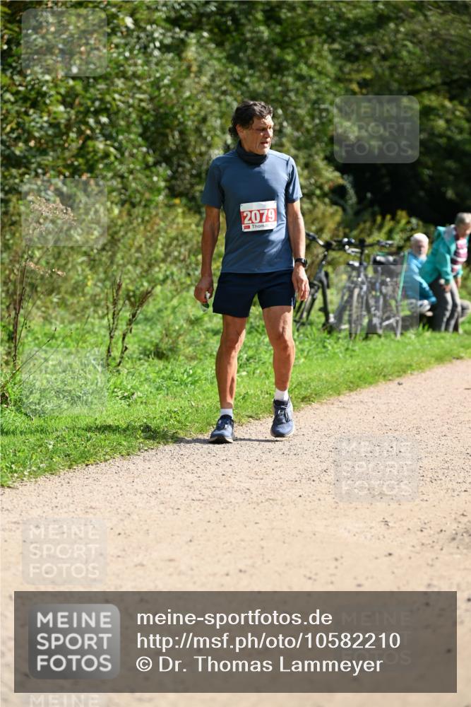 27.09.2026 - 35. Volkslauf durch das schöne Alstertal Dr. Thomas Lammeyer http://msf.ph/oto/10582210 27.09.2026 12:33:25 Laufen 2079 meine-sportfotos.de