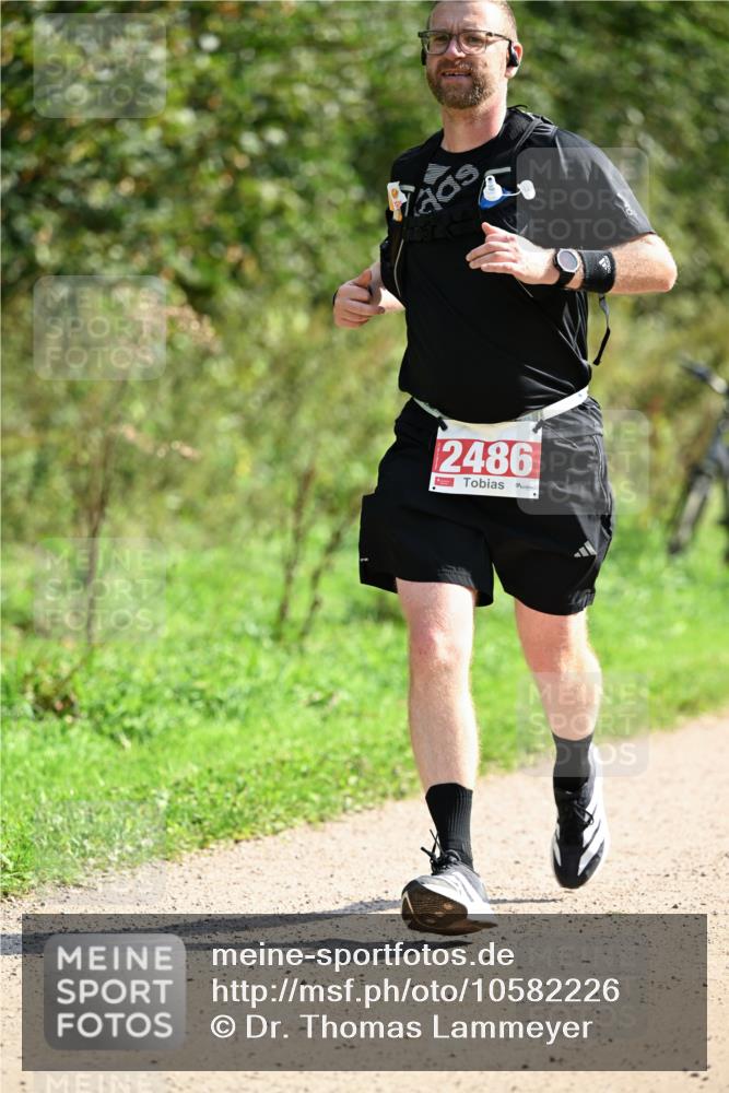 27.09.2026 - 35. Volkslauf durch das schöne Alstertal Dr. Thomas Lammeyer http://msf.ph/oto/10582226 27.09.2026 12:33:46 Laufen 2486 meine-sportfotos.de