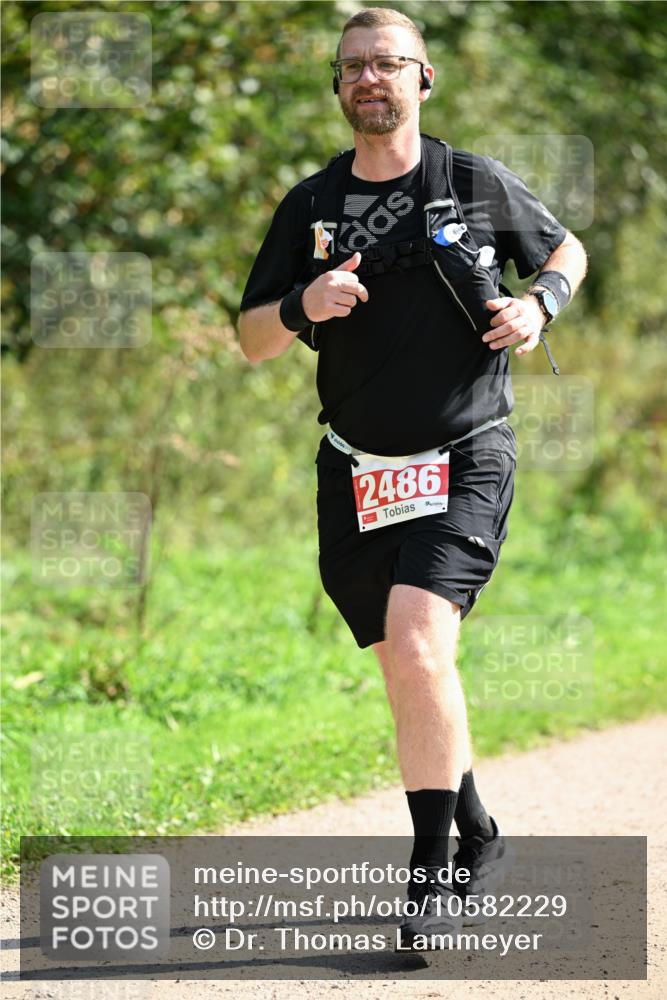 27.09.2026 - 35. Volkslauf durch das schöne Alstertal Dr. Thomas Lammeyer http://msf.ph/oto/10582229 27.09.2026 12:33:46 Laufen 2486 meine-sportfotos.de