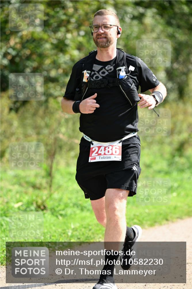 27.09.2026 - 35. Volkslauf durch das schöne Alstertal Dr. Thomas Lammeyer http://msf.ph/oto/10582230 27.09.2026 12:33:46 Laufen 2486 meine-sportfotos.de