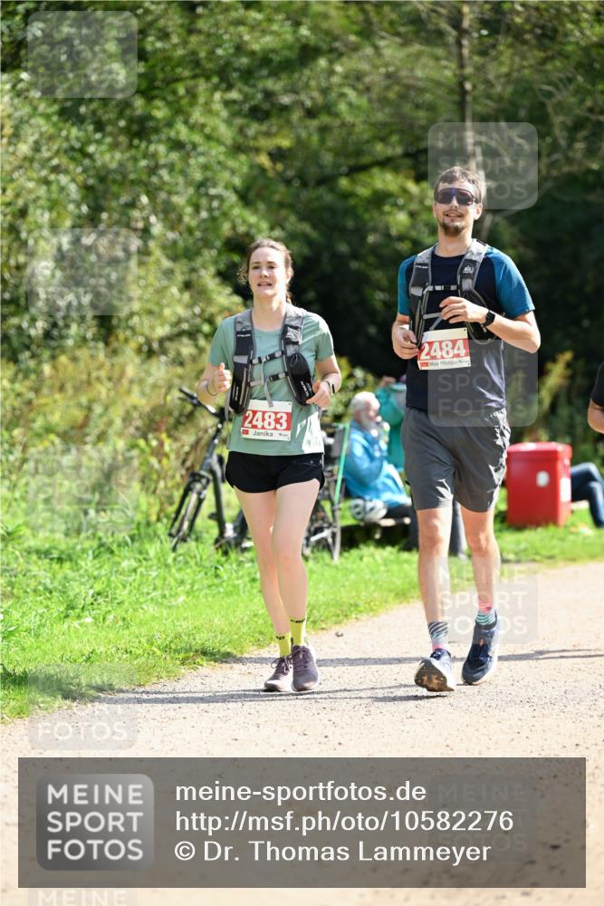 27.09.2026 - 35. Volkslauf durch das schöne Alstertal Dr. Thomas Lammeyer http://msf.ph/oto/10582276 27.09.2026 12:34:07 Laufen 2483, 2484 meine-sportfotos.de
