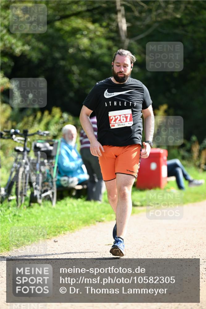 27.09.2026 - 35. Volkslauf durch das schöne Alstertal Dr. Thomas Lammeyer http://msf.ph/oto/10582305 27.09.2026 12:34:24 Laufen 2267 meine-sportfotos.de