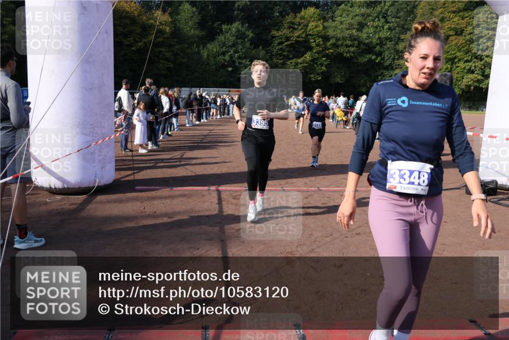 27.09.2026 - 35. Volkslauf durch das schöne Alstertal Strokosch-Dieckow http://msf.ph/oto/10583120 27.09.2026 11:30:01 Ziel 1414, 3020, 3142, 3250, 3347, 3348, 3395 meine-sportfotos.de