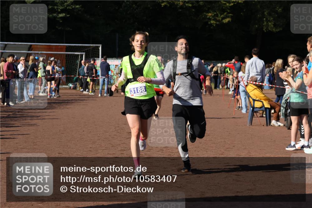 27.09.2026 - 35. Volkslauf durch das schöne Alstertal Strokosch-Dieckow http://msf.ph/oto/10583407 27.09.2026 11:26:13 Ziel 3188, 3379 meine-sportfotos.de