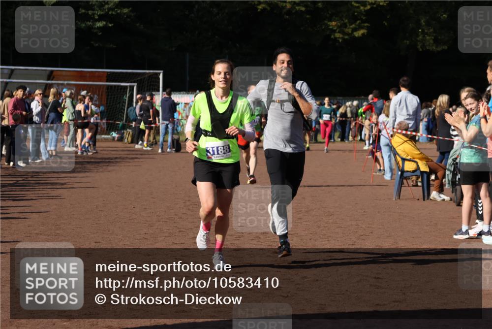 27.09.2026 - 35. Volkslauf durch das schöne Alstertal Strokosch-Dieckow http://msf.ph/oto/10583410 27.09.2026 11:26:12 Ziel 3188, 3379 meine-sportfotos.de