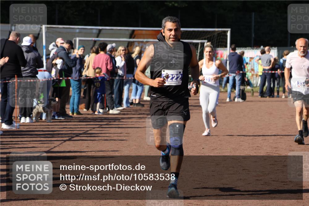 27.09.2026 - 35. Volkslauf durch das schöne Alstertal Strokosch-Dieckow http://msf.ph/oto/10583538 27.09.2026 11:24:39 Ziel 3222, 3312, 3340 meine-sportfotos.de