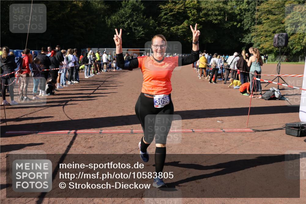 27.09.2026 - 35. Volkslauf durch das schöne Alstertal Strokosch-Dieckow http://msf.ph/oto/10583805 27.09.2026 11:42:43 Ziel 3098 meine-sportfotos.de
