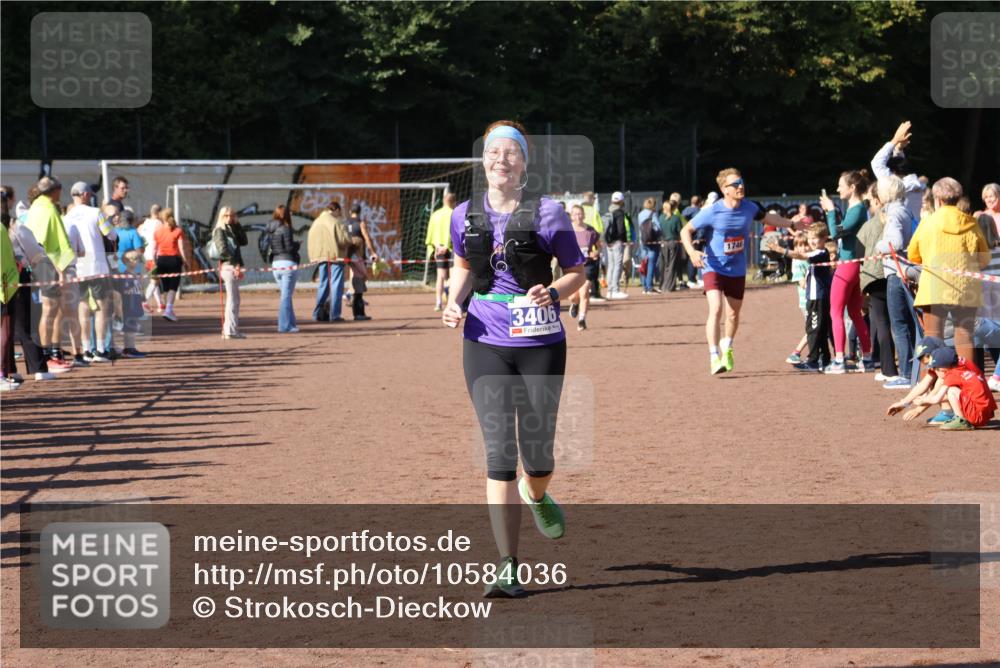 27.09.2026 - 35. Volkslauf durch das schöne Alstertal Strokosch-Dieckow http://msf.ph/oto/10584036 27.09.2026 11:40:52 Ziel 3406 meine-sportfotos.de